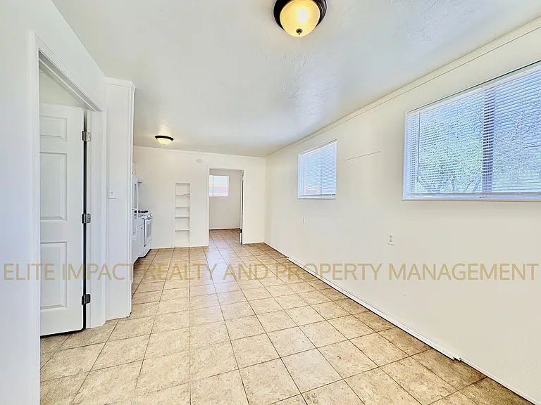 2466 N Treat Ave #1 — Photo 2