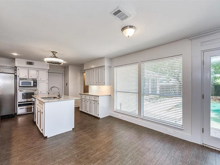 2824 S Logrun Cir — Photo 11