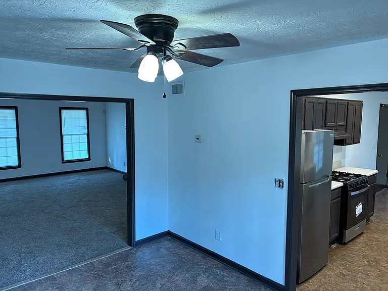 865 Bristol Way — Photo 10