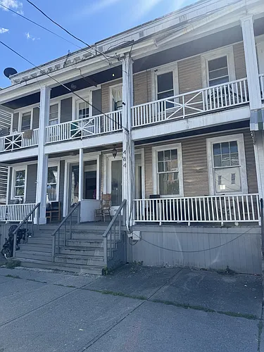 484 Washington Ave #2 Photo 1