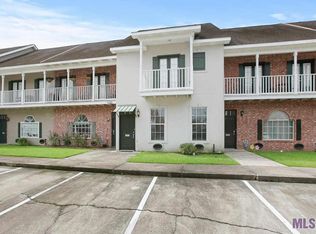 2163 Plantation Ln, Baton Rouge, LA 70820