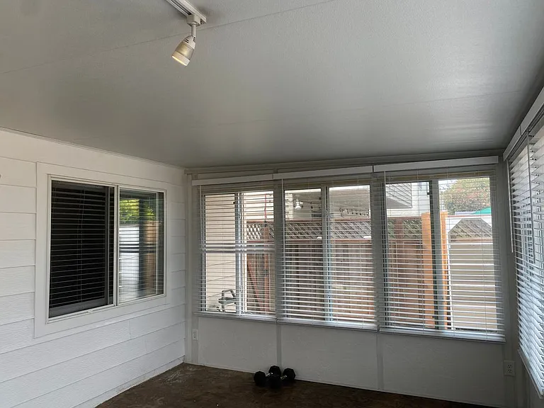 81 Camelot Ct #IN LAW — Photo 18