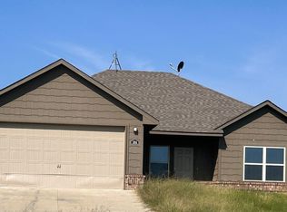 384 Western Hills Dr, Durant, OK 74701