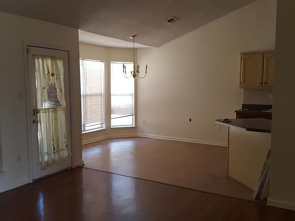 5th image of 4094 Rosebury Ln