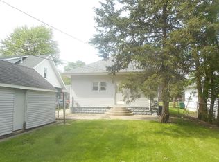 2705 Pine Ave, Mattoon, IL 61938