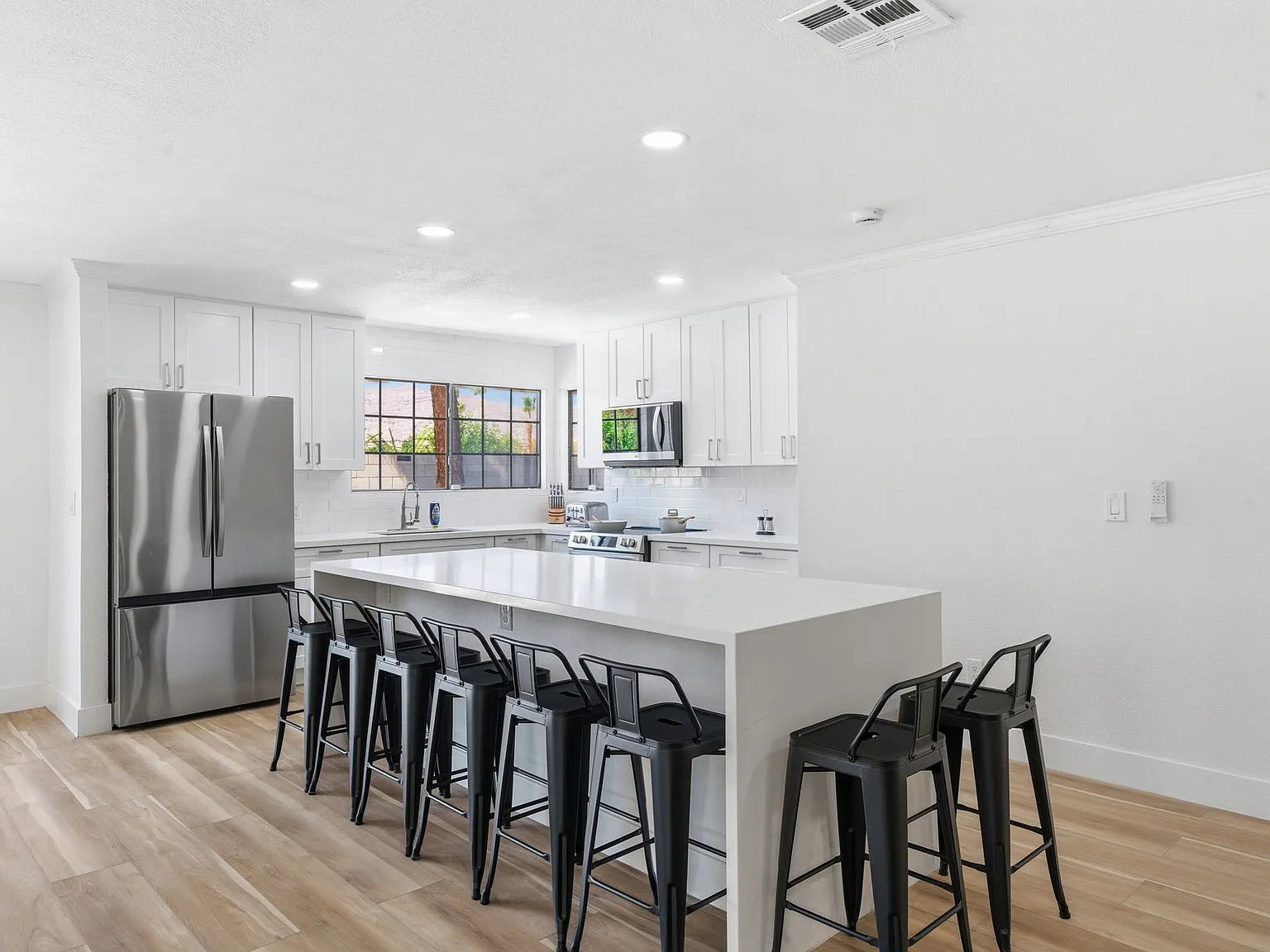 7340 N Monte Cristo Way — Photo 4