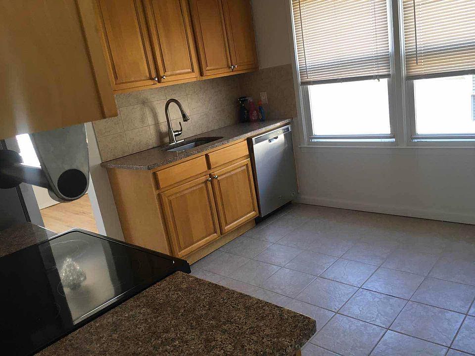 2nd image of 21503 17th Ave