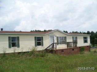 102 Sydney Ln, Gray Court, SC 29645
