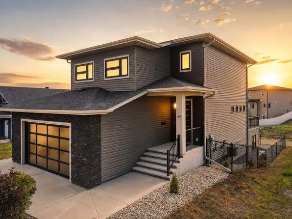 5918 NW Panorama Dr, Blackfalds, AB T4M 0G6