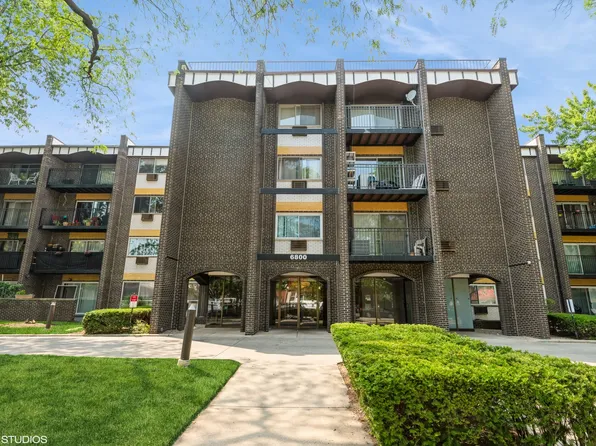 6800 N California Ave APT 2Q, Chicago, IL 60645