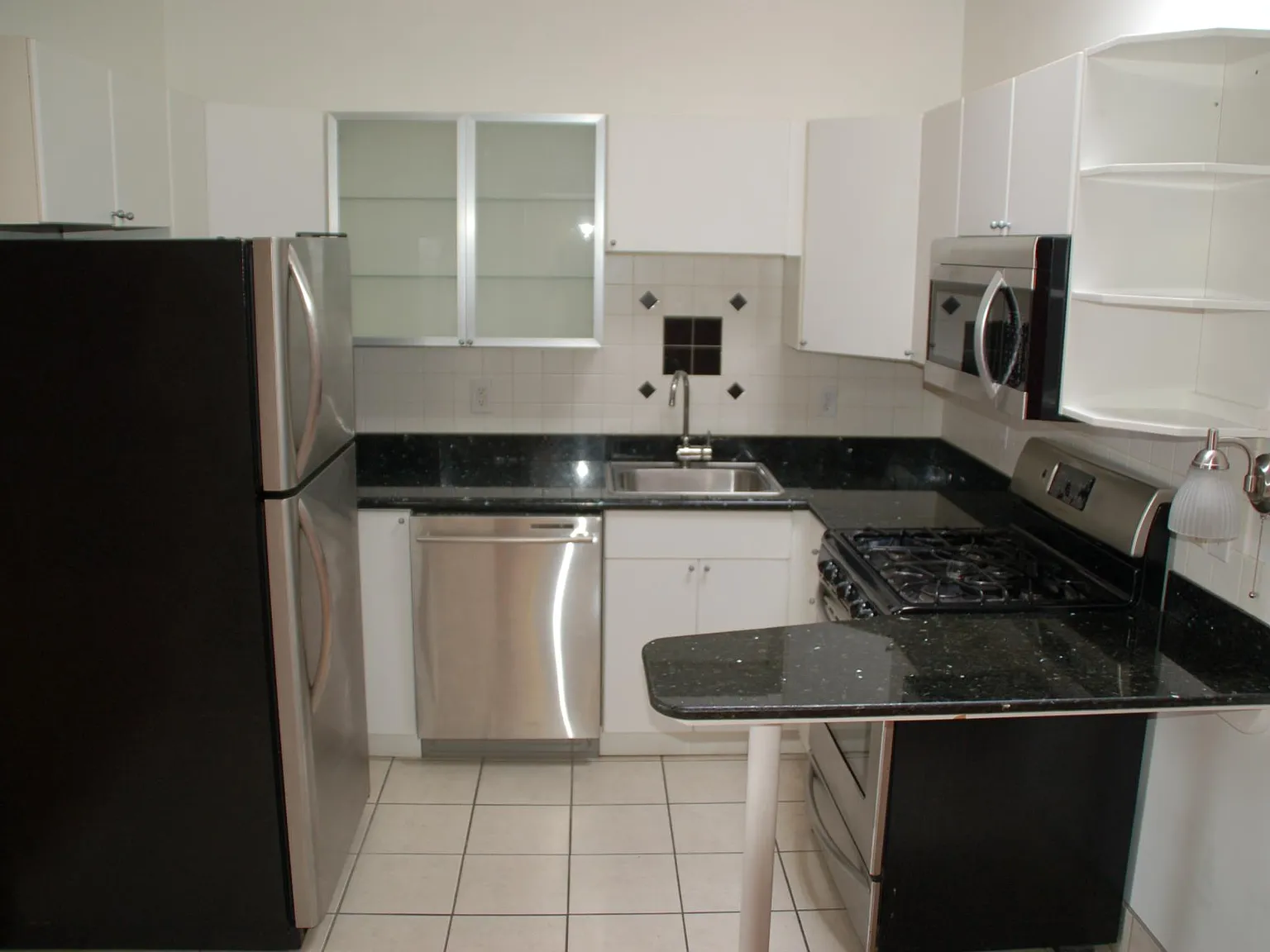 1 bed, $1,195 — Photo 4