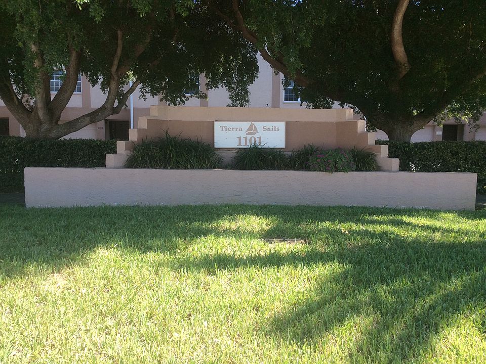 1st image of 1101 Pinellas Bayway S APT 201