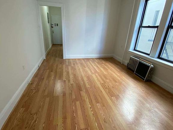 3rd image of 30-19 34th St #C3