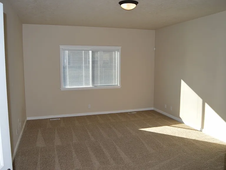 659 S Willow Spring Pl — Photo 6