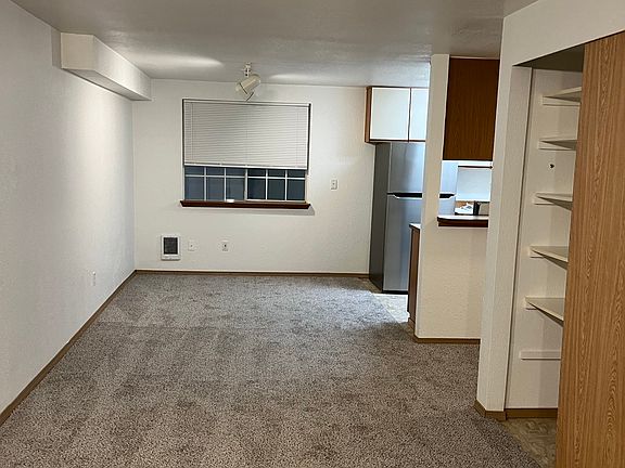 3rd image of 730 Avenue A