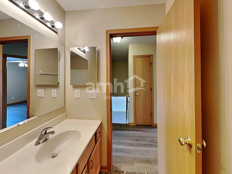 100 Winesap St SW — Photo 16