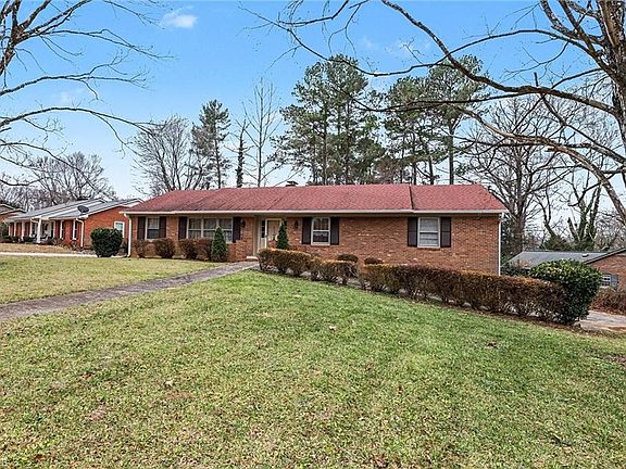 4th image of 3771 Tangle Ln