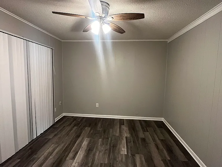 2547 Courtney Dr — Photo 14