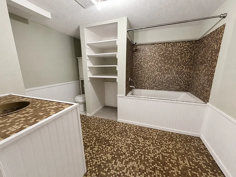 103 Yucca Dr — Photo 11