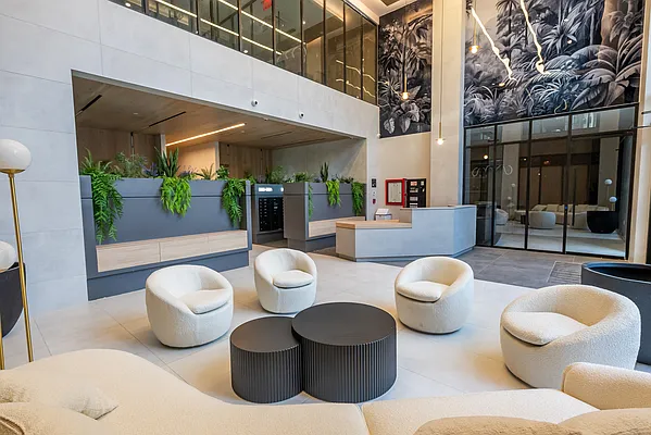 Rented by Carroll Development Leasing LLC | media 47