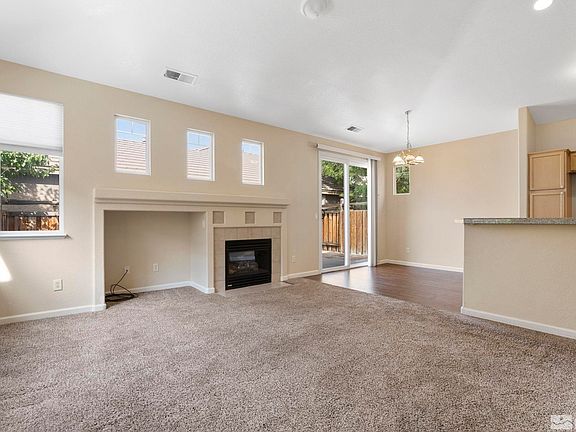 4th image of 2660 Lawry Dr