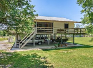 7113 Lee Station Rd, New Iberia, LA 70560