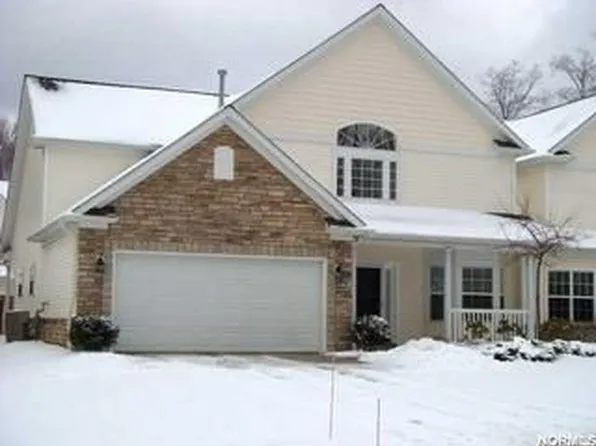 11110 Quail Hollow Dr #23, Concord Township, OH 44077