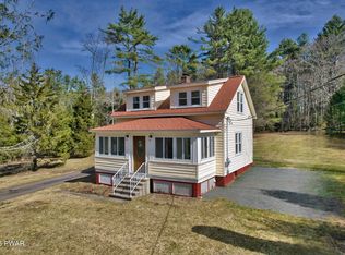 697 Blooming Grove Rd, Hawley, PA 18428