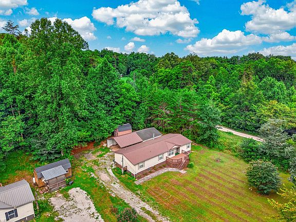 4th image of 849 Whitaker Rd