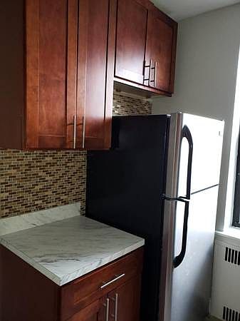 2nd image of 5201 Clarendon Rd APT 3B