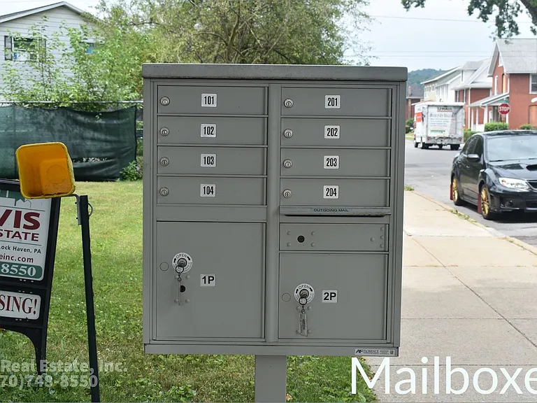 110 E Bald Eagle St — Photo 25