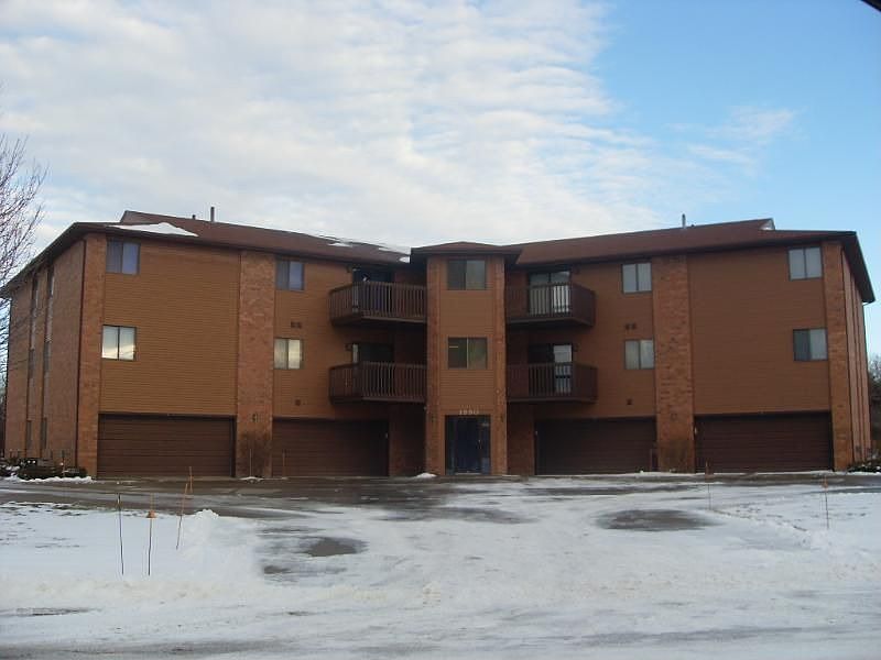 1st image of 1980 Meadowlark Ln APT 205
