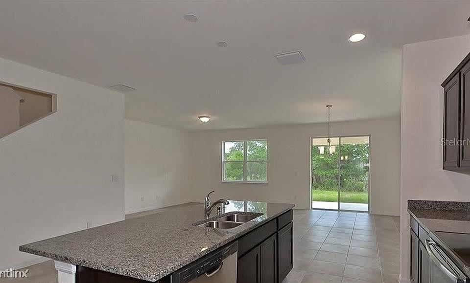 1st image of 11403R Warren Oaks Pl