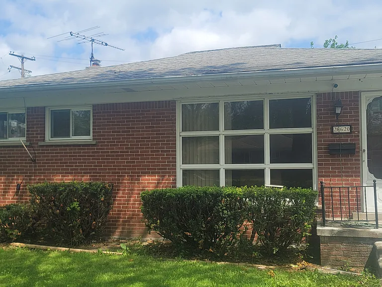 26620 Baldwin St — Photo 5