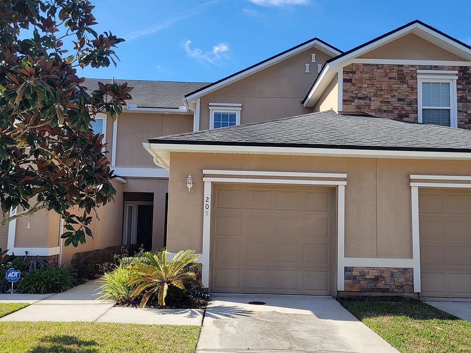 townhouse 1 car garage