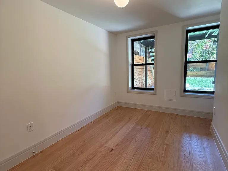 768 Halsey St #1 — Photo 6