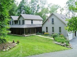 6697 Ridge Rd, Zionsville, PA 18092