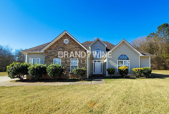 3 bed, 2.0 bath, 1973 sqft, $2,023 — Photo 2