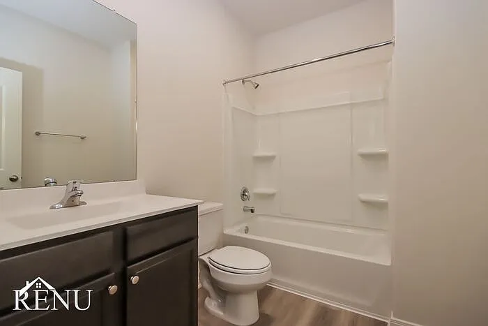 10458 Sweetwater Creek Dr — Photo 9
