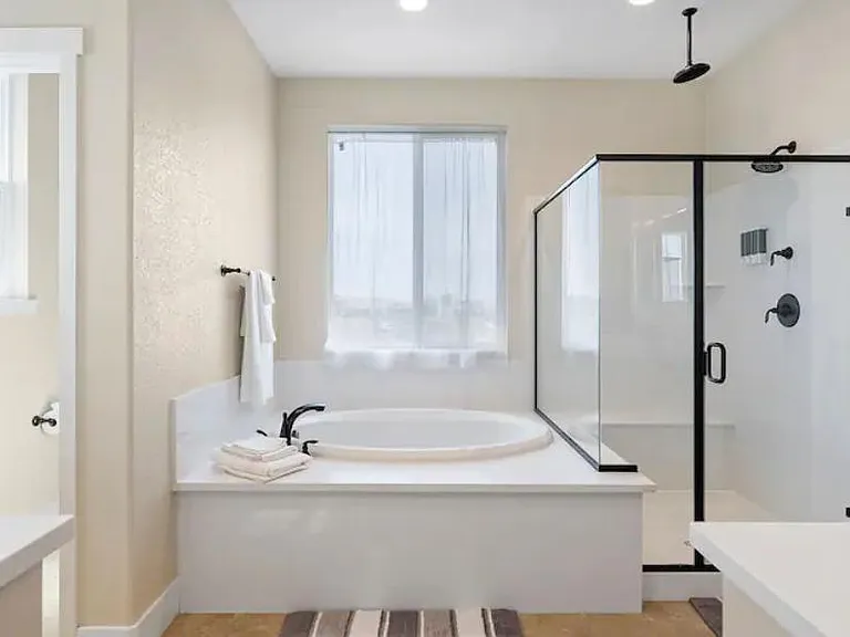 17905 Eastman Ct — Photo 17