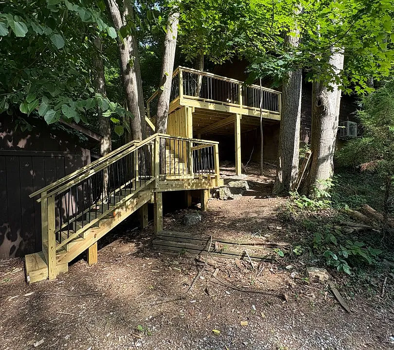602 Oak Grove Rd