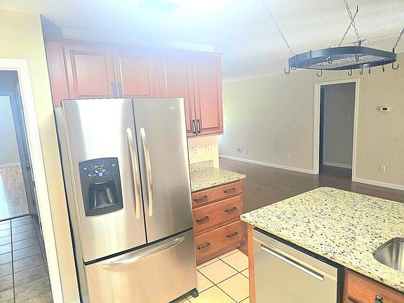 4th image of 209 Turtle Pond Rd