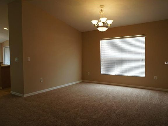 3rd image of 6613 Cambridge Park Dr