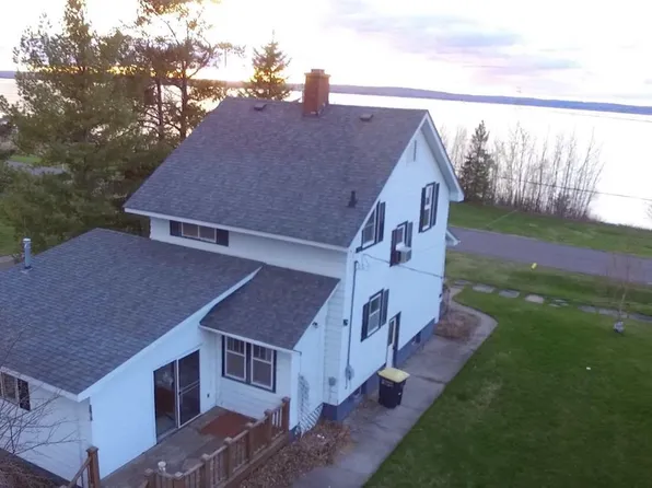 3204 Lake Shore Dr E, Ashland, WI 54806