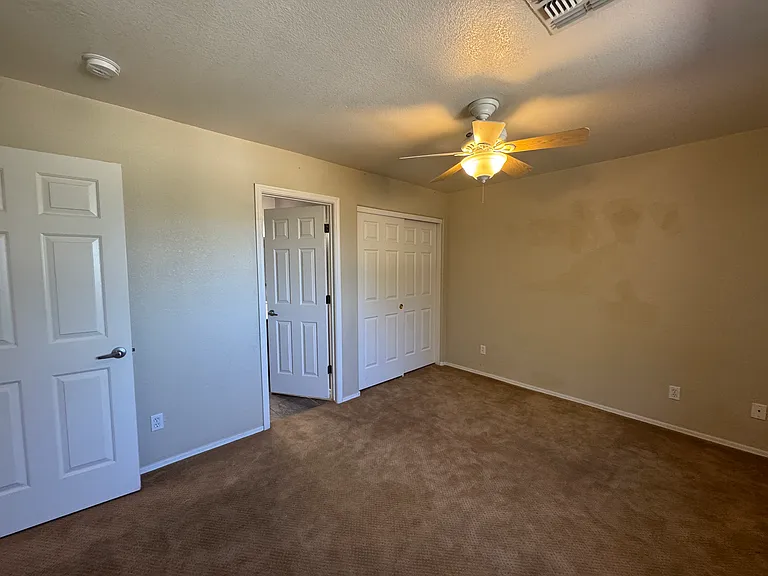 4826 W New World Dr — Photo 11