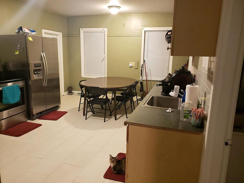 1st image of 127 1/2 De Pasquale Ave APT 1