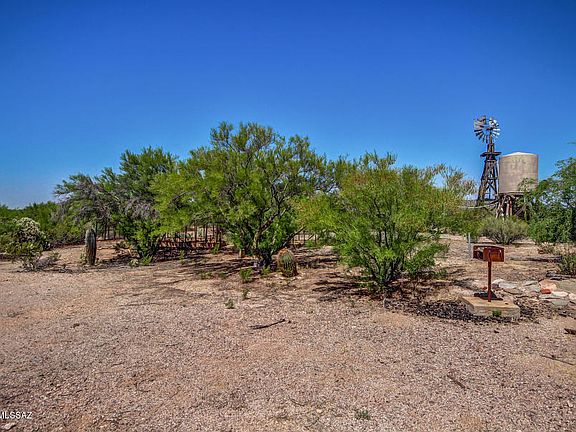 2nd image of 44263 E Cadillac Wash Road