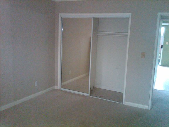 bedroom with closet