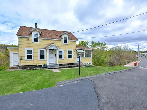 33 Washington St, Monson, MA 01057