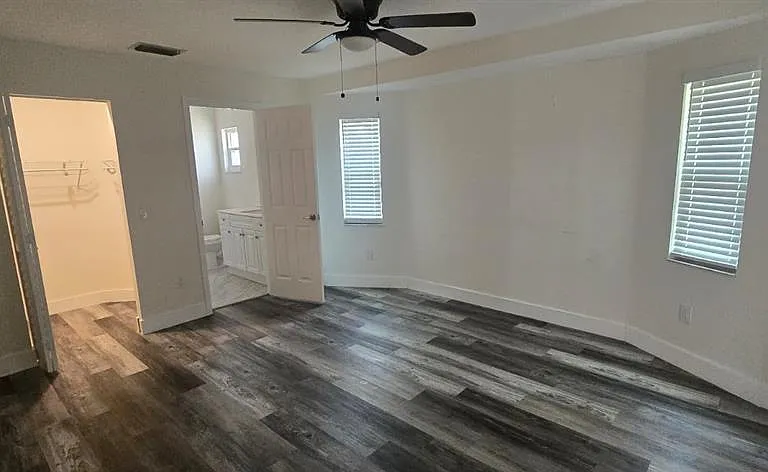 17319 Terry Ave — Photo 12